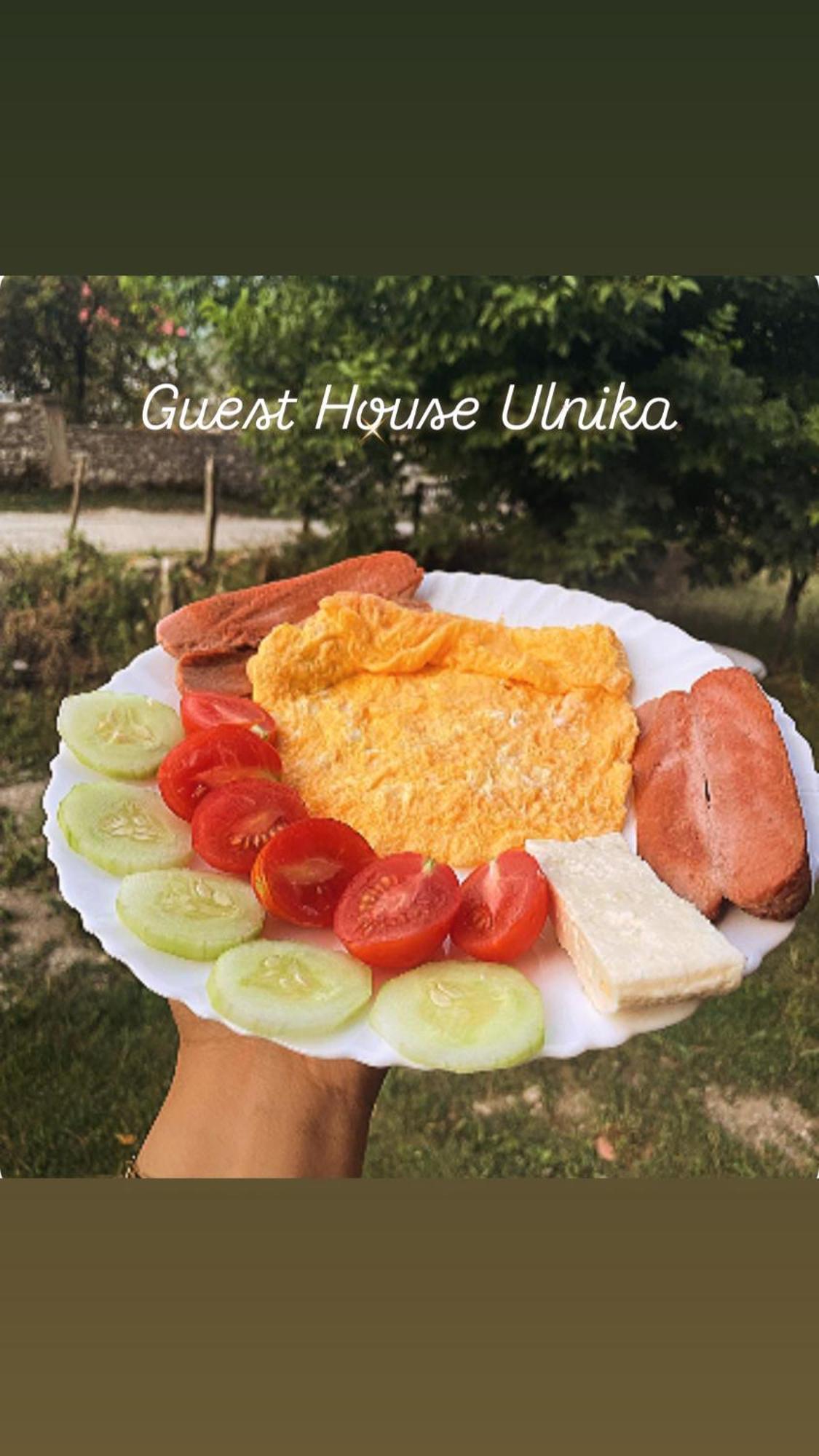 Guest House Ulnika Vuthaj Esterno foto